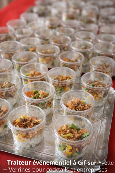 Verrines cocktail individuelles par traiteur événementiel en Essonne