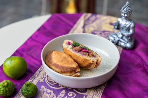 UFO Burger Thaï – Street Food Originale